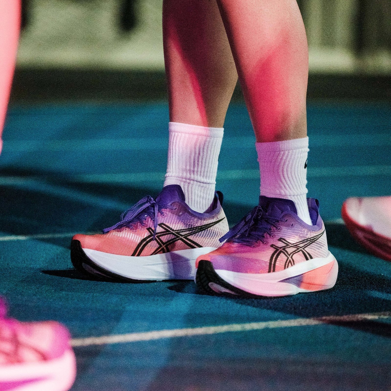 Unisex ASICS Megablast - Image 5