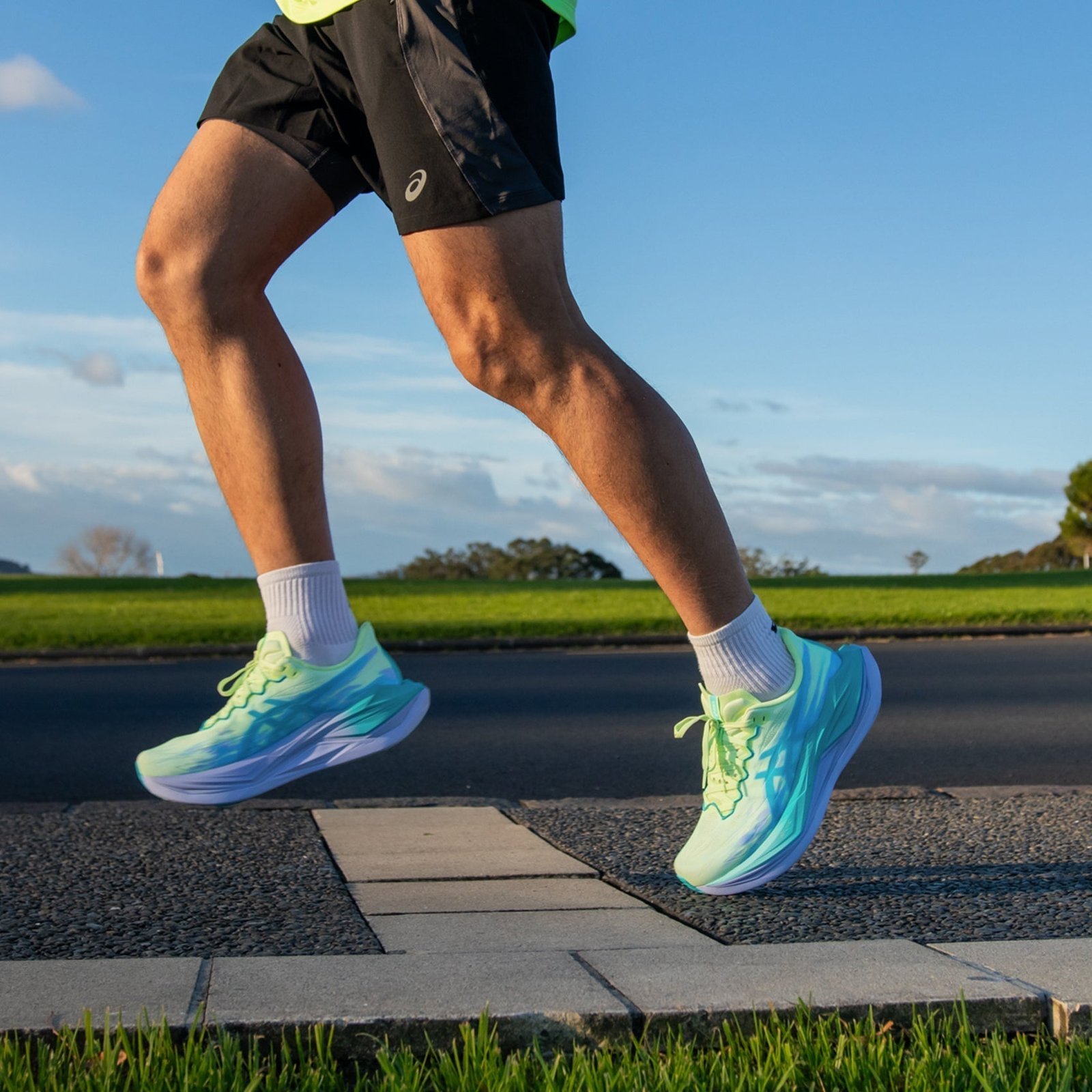 Unisex ASICS Superblast 3 - Image 2